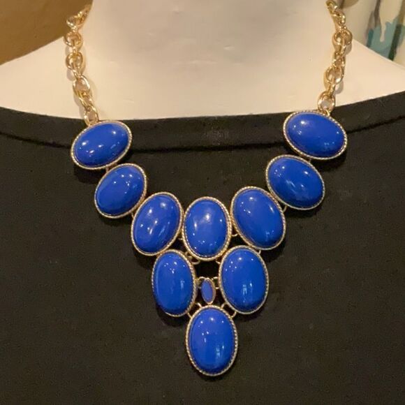 Blue Statement Necklace    - Picture 1 of 3
